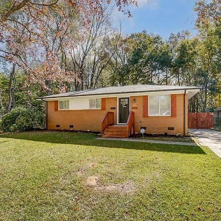 Charlotte Charm Haven With Outdoor Tv Villa Luaran gambar